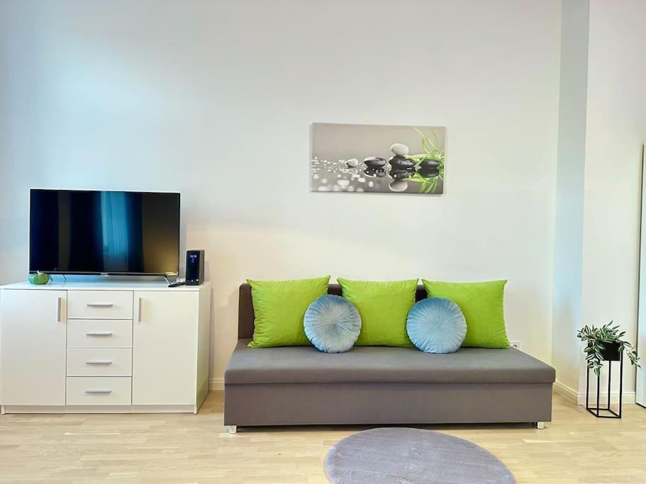 Romantic Apartment In The Center Of Прага Экстерьер фото